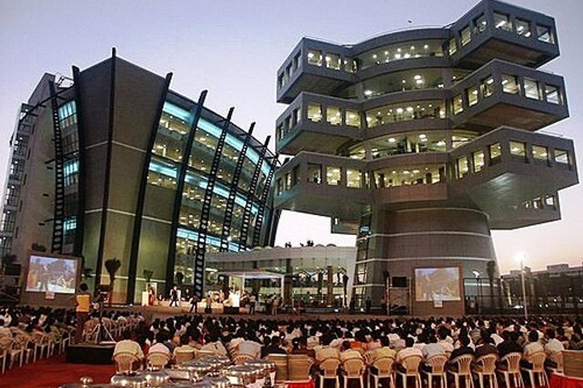 Doddaballapur - India Travel Guide hero image