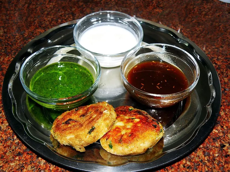 Aloo Tikki Chaat