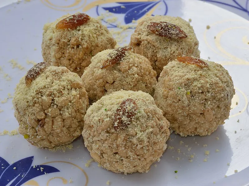 Jaynagarer Moa - Traditional Indian Dish