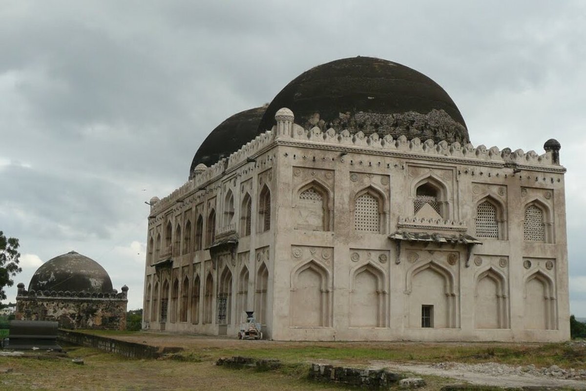 Gulbarga - India Travel Guide hero image