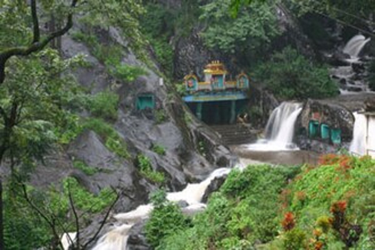 Kallathigiri Falls travel guide