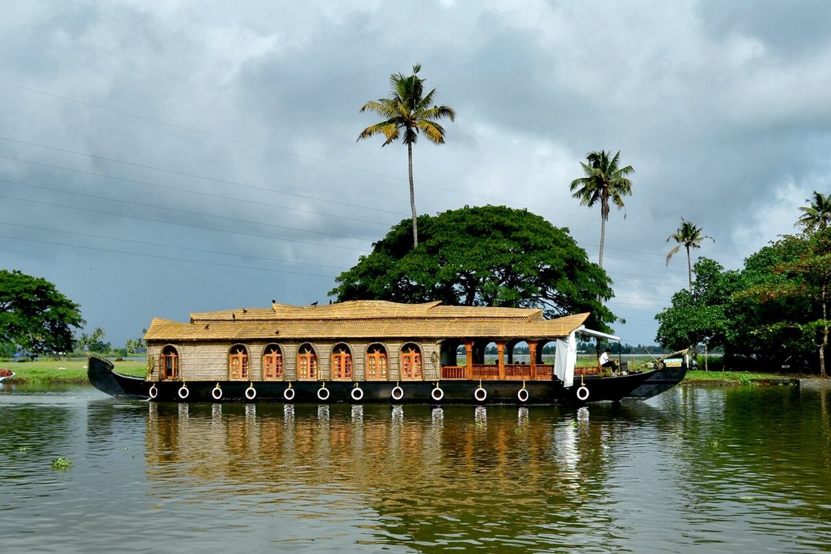 Kerala Backwaters travel guide