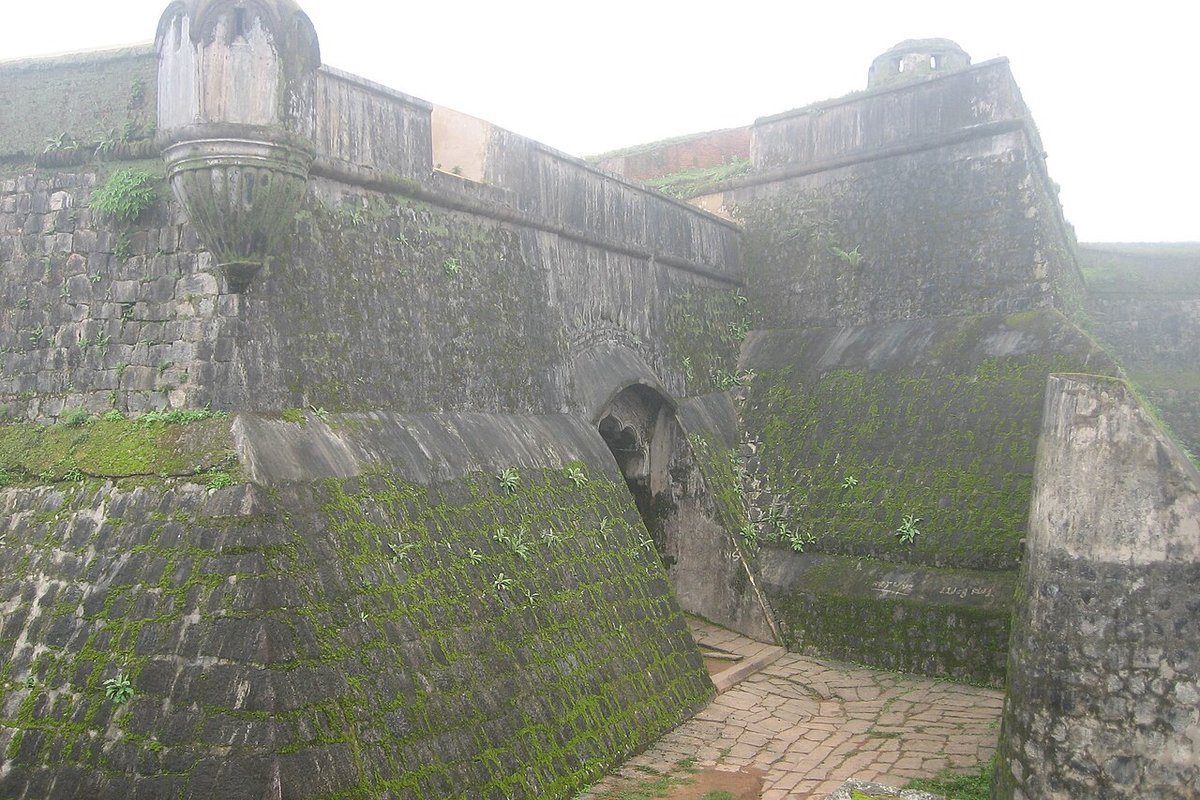 Manjarabad - India Travel Guide hero image