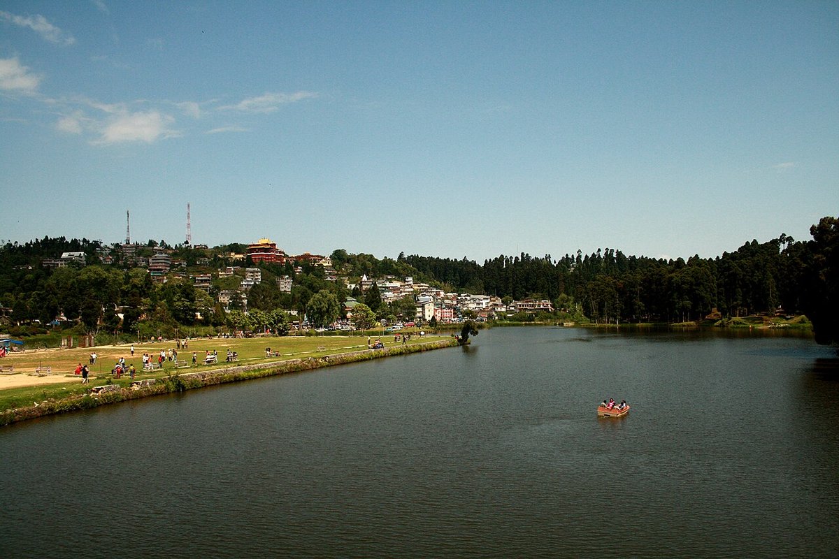 Mirik Travel Guide: Things to Do, How to Reach, Best Time to Visit hero image