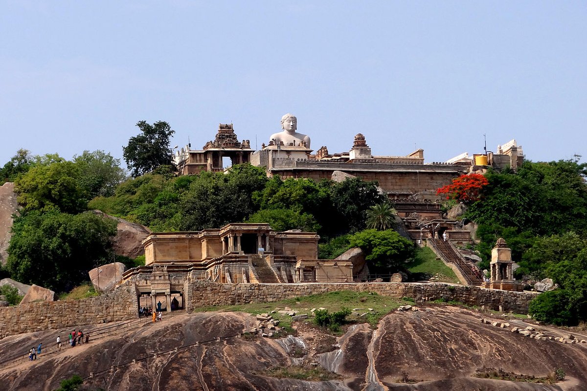 Shravanabelagola - India Travel Guide hero image