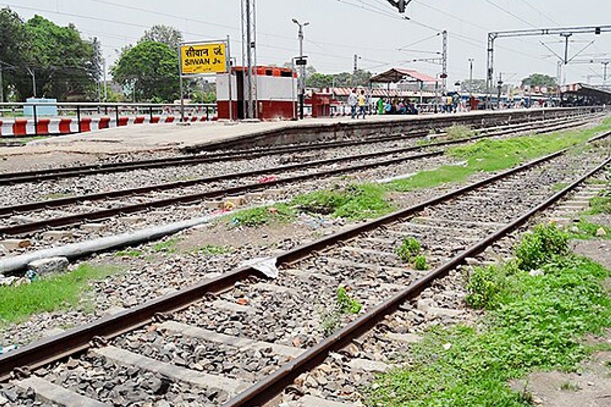 Siwan Travel Guide: Things to Do, How to Reach, Best Time to Visit hero image